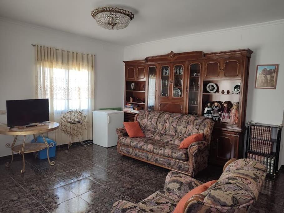 Вилла Casa Conchita Кампильо-де-Альтобуэи Экстерьер фото